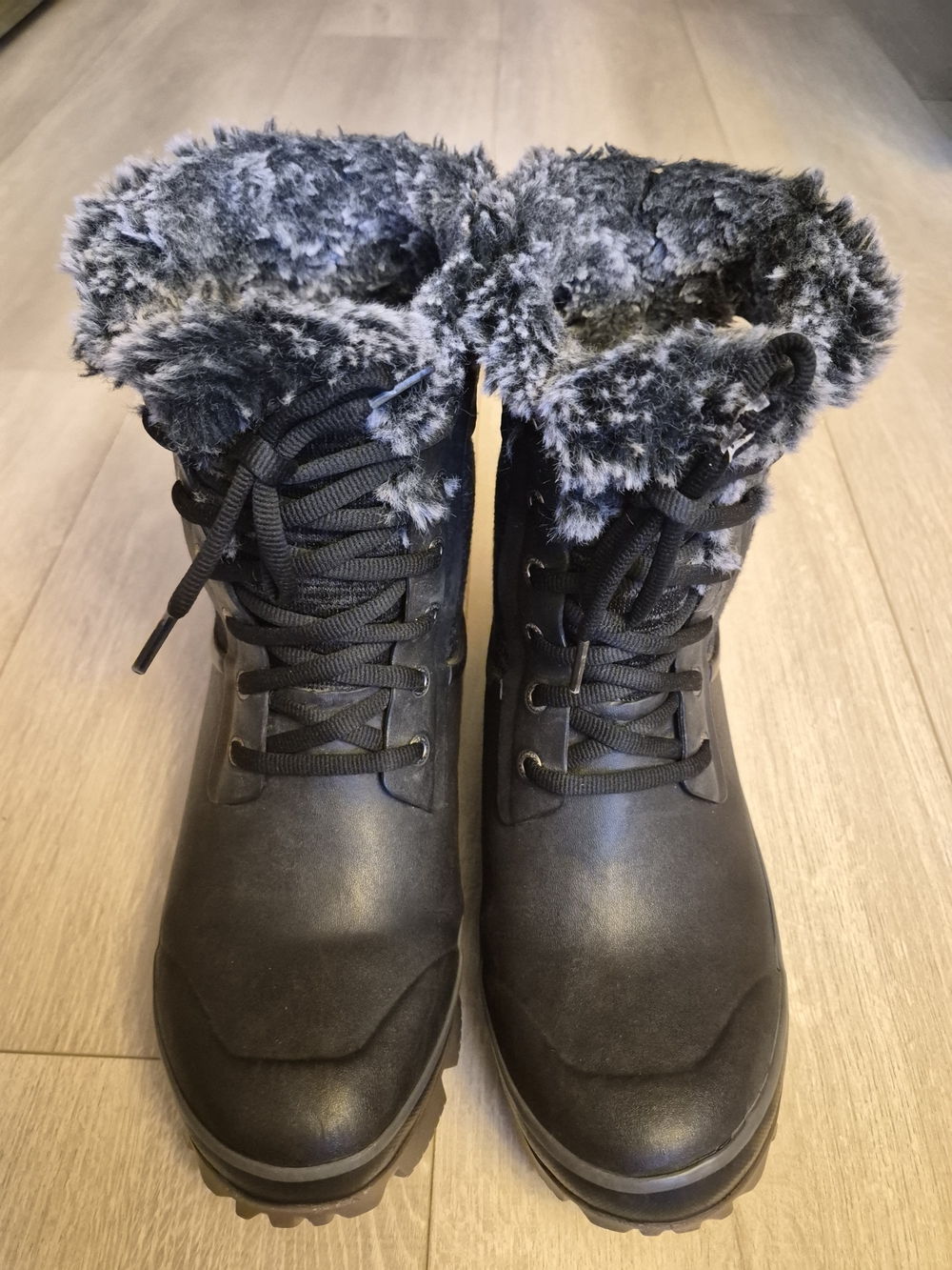 BOGS Arcata Knit Women’s Size 10 Black Faux Fur Winter Boots -50°C
